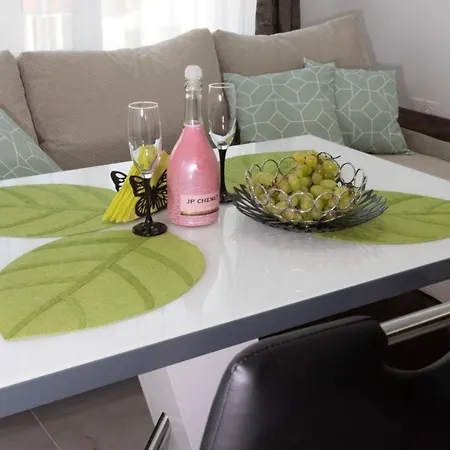 за гости ивви-2 Apartamento *